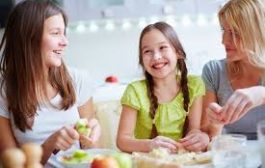Pour une alimentation saine et équilibrée, proposez une cuisine bio à vos enfants